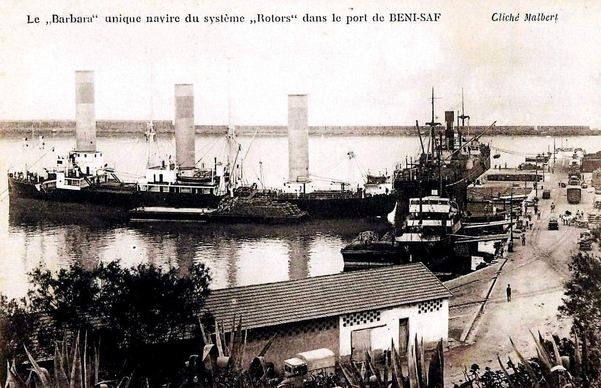 Beni-Saf - Le Navire a rotors Barbara dans le port.jpg